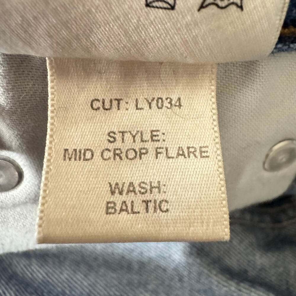 Reformation Mid Crop Flare Raw Hem Button Fly Jeans Baltic Size 28 - Picture 10 of 10